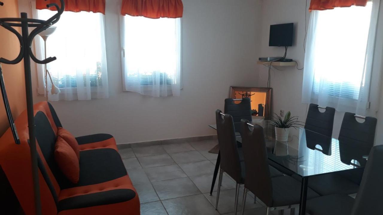 Gabriella Panzio Bed & Breakfast Buk Bagian luar foto